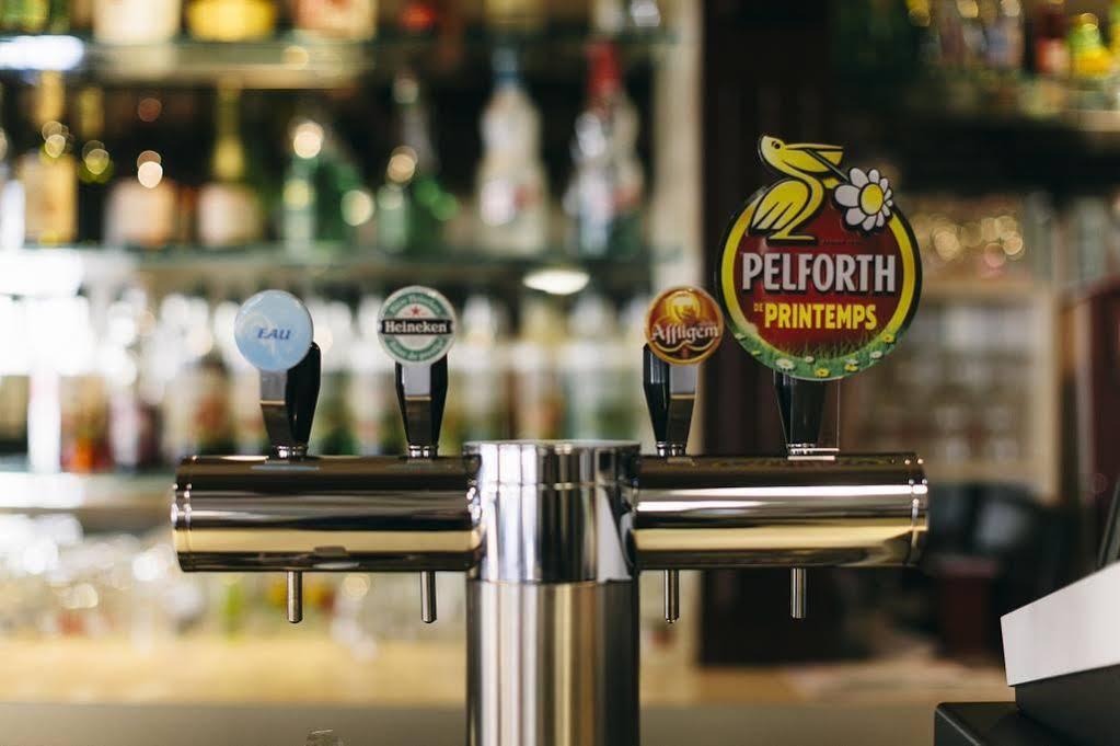 Hotel Brasserie Le Lion D'Or Meximieux Kültér fotó